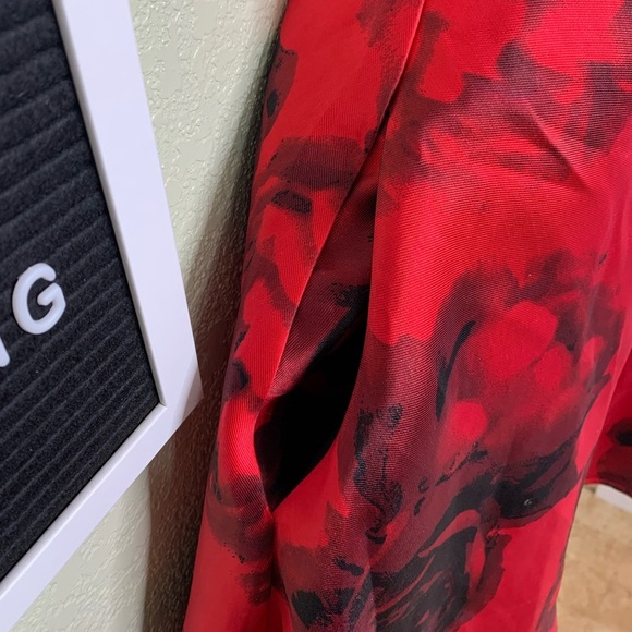 Speechless Satin Red and Black Floral Pattern Cocktail Dress With Pockets Size 1 - Picture 3 of 8